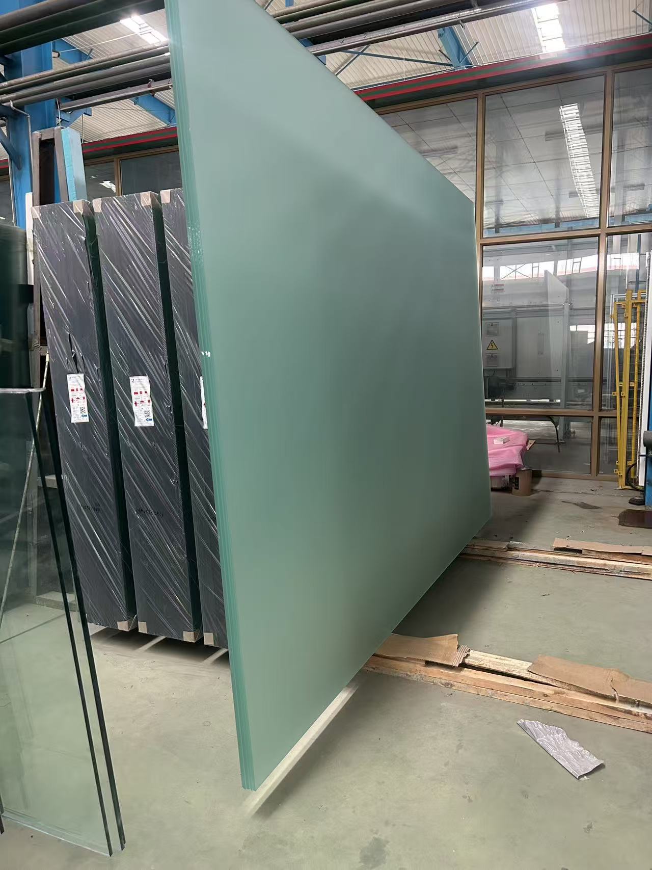 双鸭山市玻璃幕墙建筑幕墙玻璃生产基地 - 方案